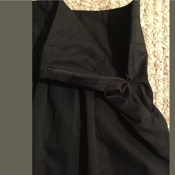 Banana Republic Tulip Skirt. Size petite 2. - Picture 4 of 4